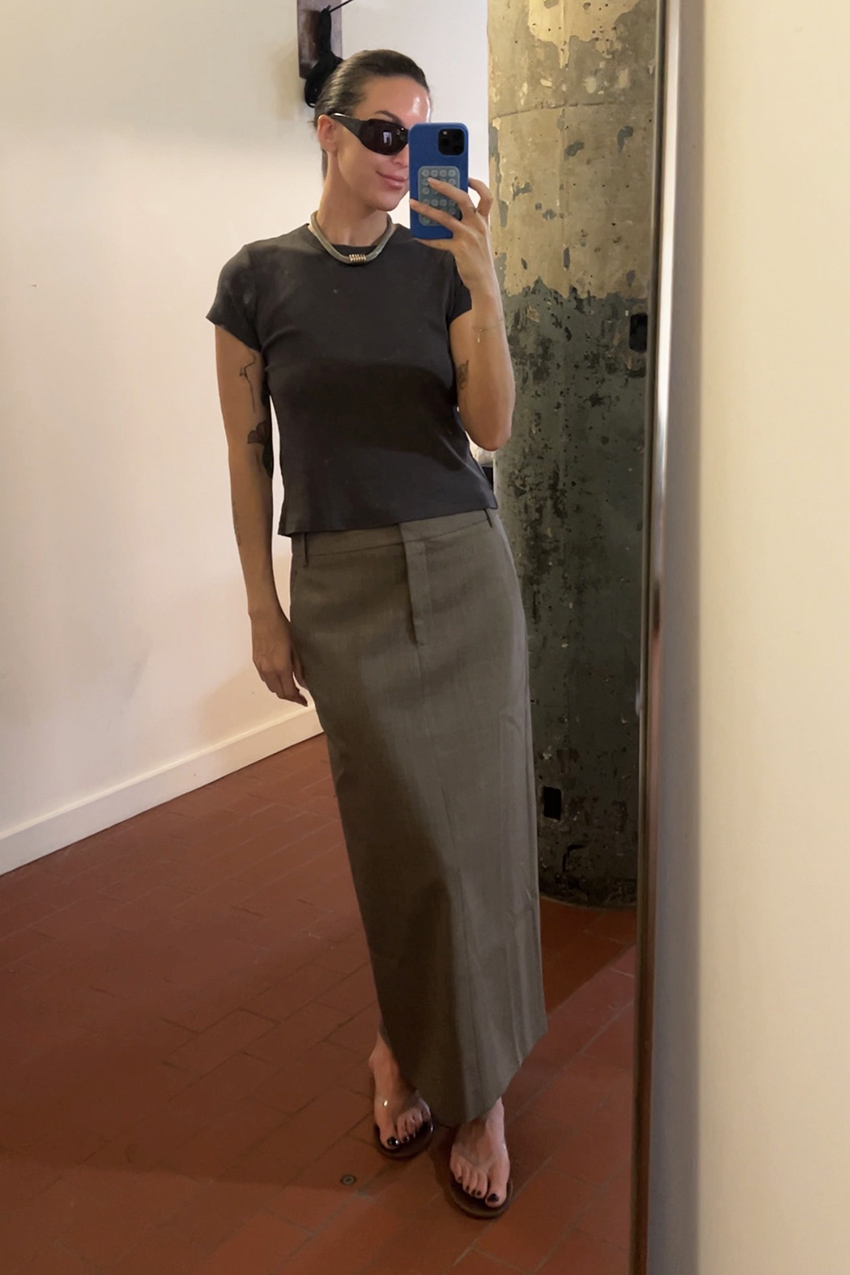 Personal stylist Anna Baldwin modeling unique neutral color trends.