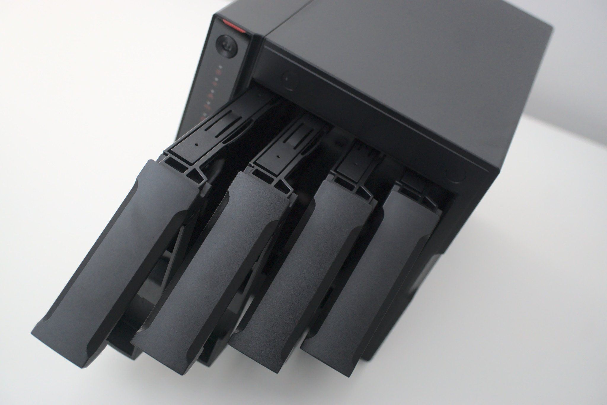 How to upgrade the RAM in ASUSTOR AS5304T | Windows Central