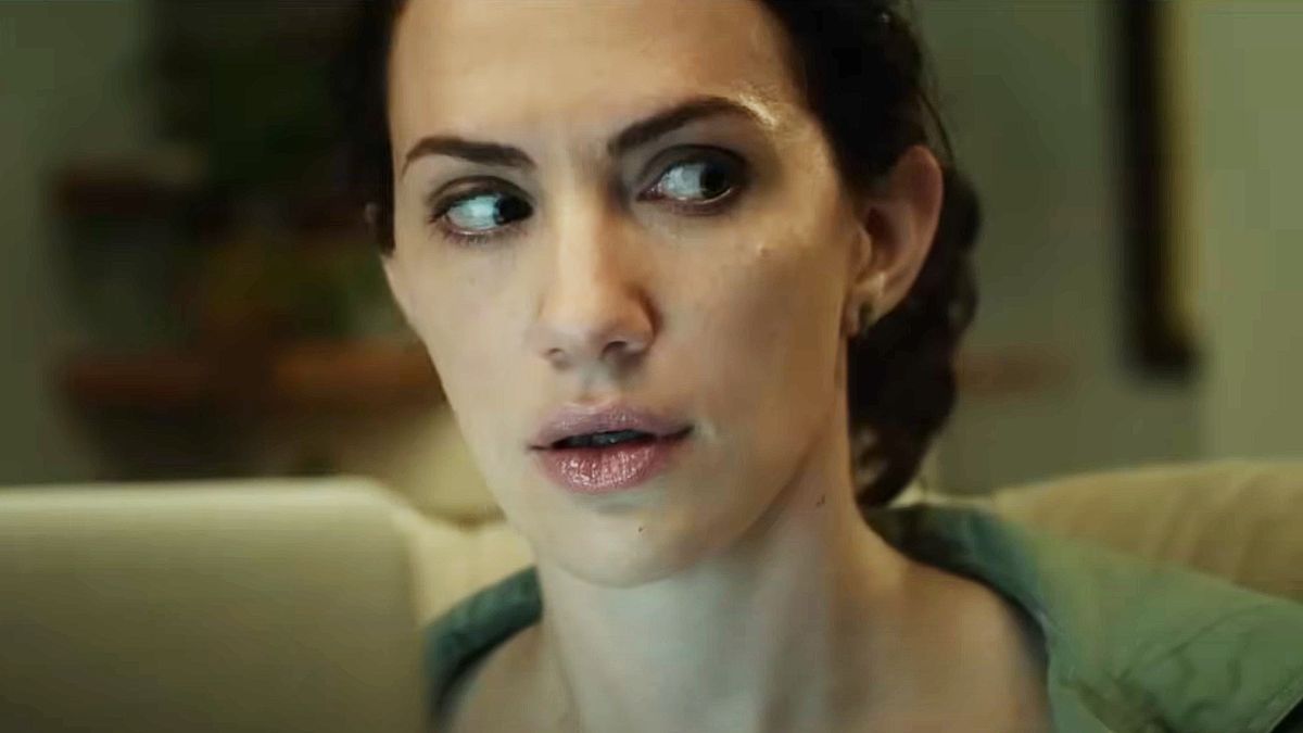 Kate Siegel as Maddie in &quot;Hush&quot; movie (2016)