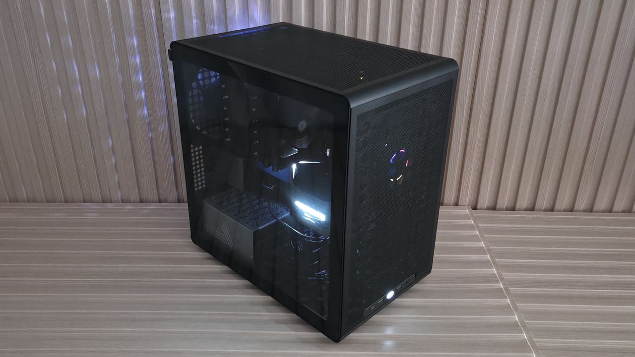 Cooler Master Q300L V3 - Inside