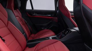 2024 Porsche Panamera Interior