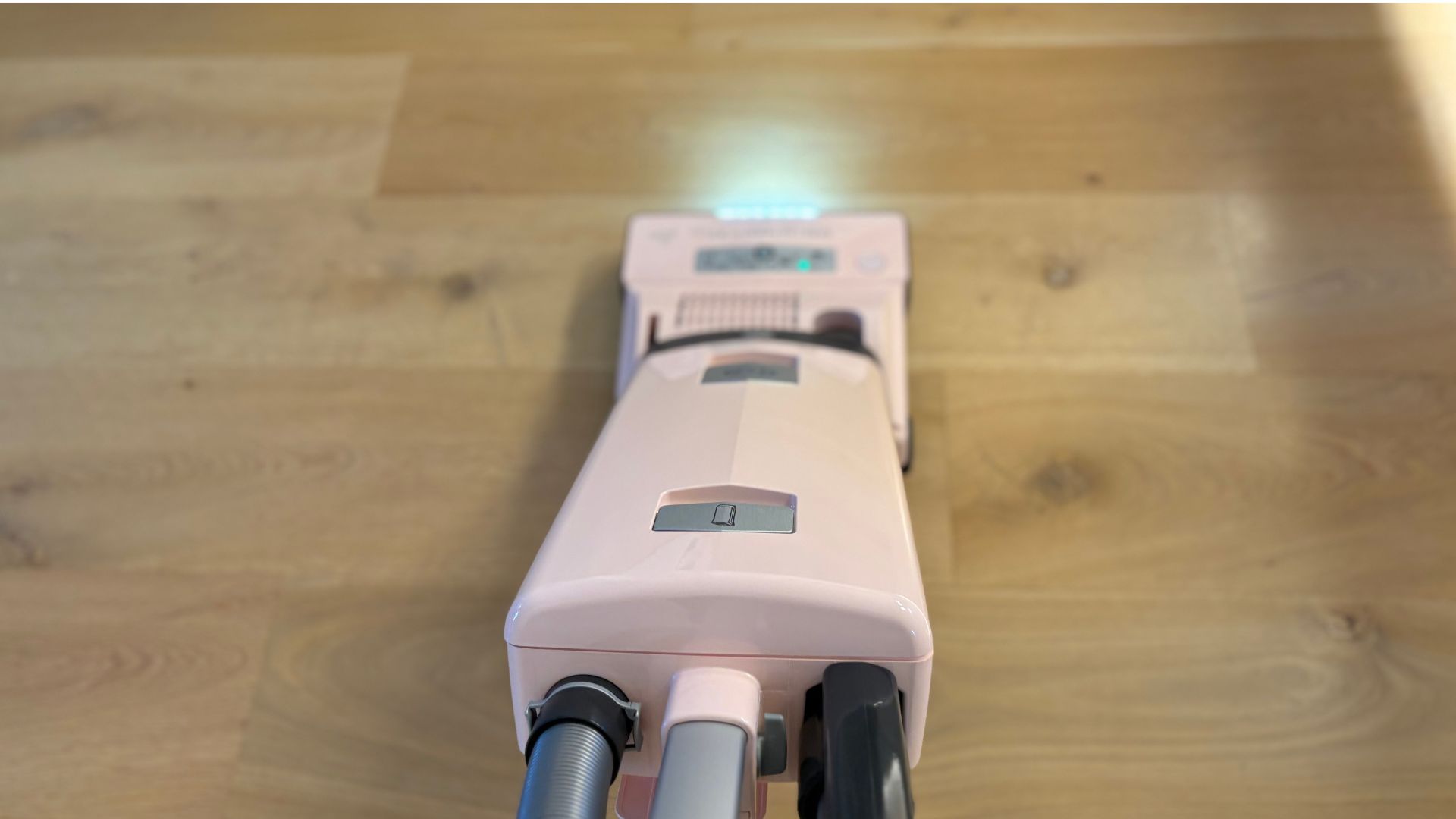Testing the SEBO Automatic X7 Vacuum