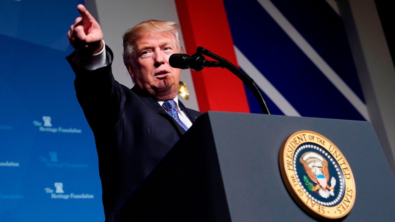 Donald Trump gives a speech on tax reform at the Heritage Foundation&#039;s President&#039;s Club Meeting at a hotel in Washington, DC, on October 17, 2017