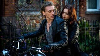 Jamie Campbell Bower and Lily Collins split - Mortal Instruments: City Of Bones