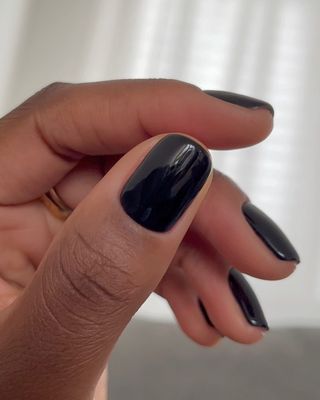 @paintedbyjools short black manicure