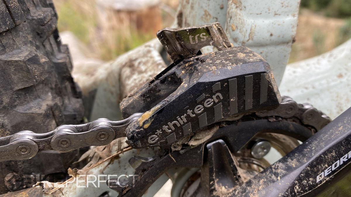 A close up of the Focus Jam 6.9 trail bike chain guide from e13