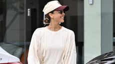 Jessica Alba wearing loungewear and Uggs