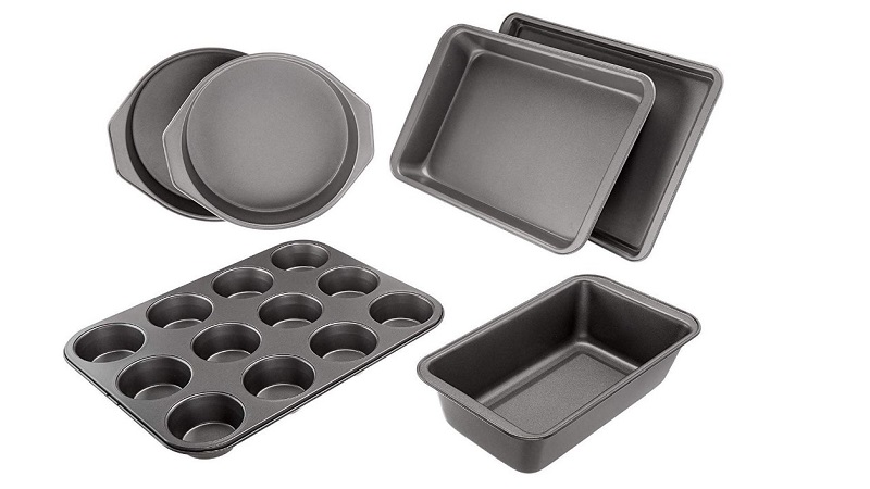AmazonBasics Nonstick Bakeware