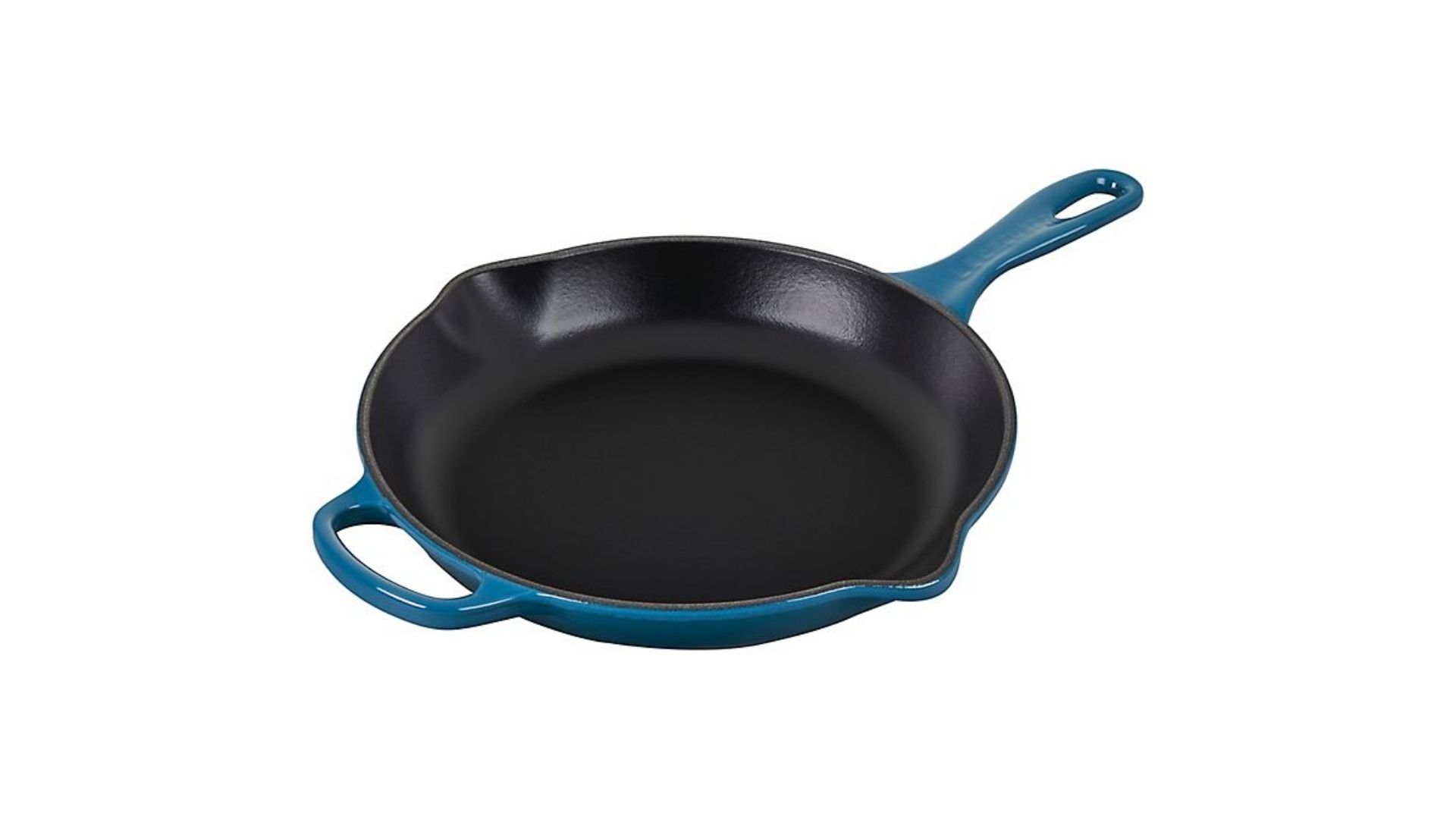 Le Creuset signature skillet