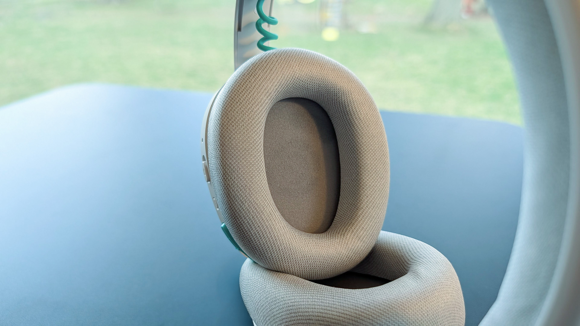 Logitech G325 Lightspeed Wireless Gaming Headset