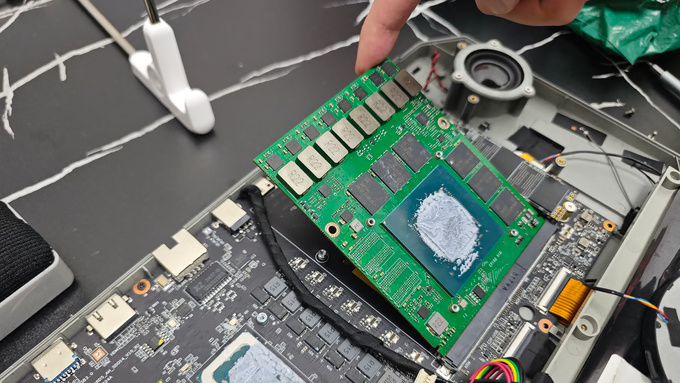 Krayzor dual-screen gaming laptop GPU replacement