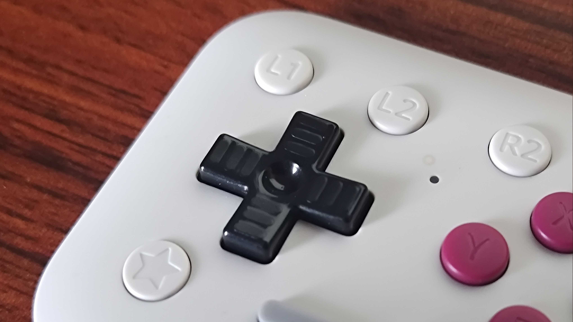 Close up of 8Bitdo FlipPad D-pad