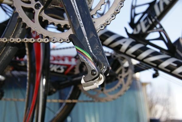 Bettini's pedals get the rainbow stripes, too&hellip;