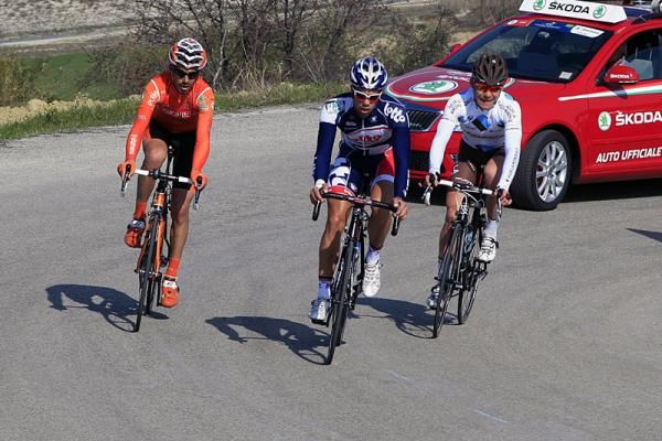 The day's early break included Egoi Martinez (Euskaltel-Euskadi), Jens Debusschere (Lotto-Belisol) and Kristoff Goddaert (AG2R La Mondiale).