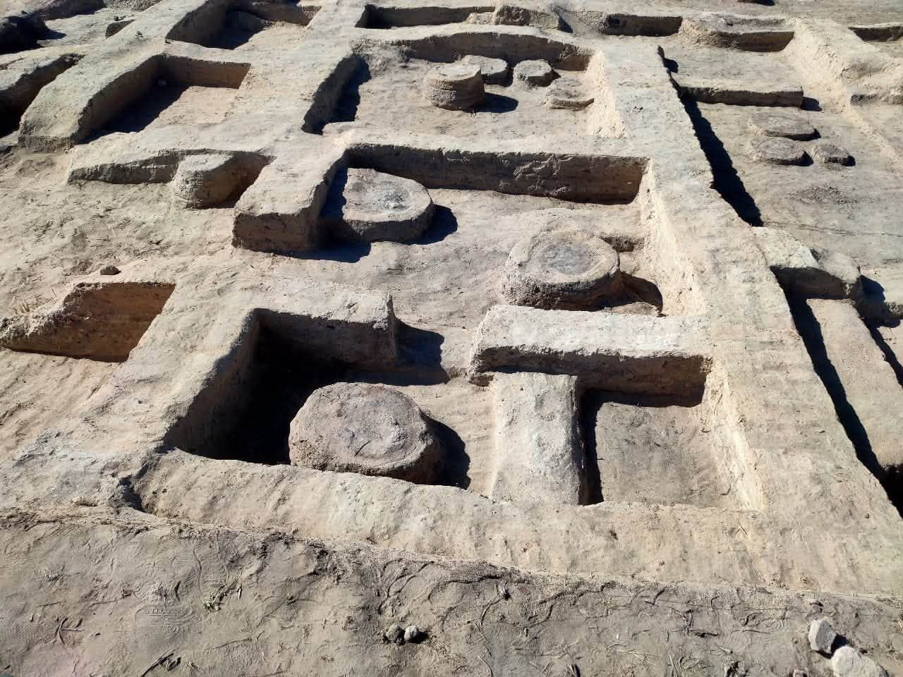 of ancient stone walls and rooms.