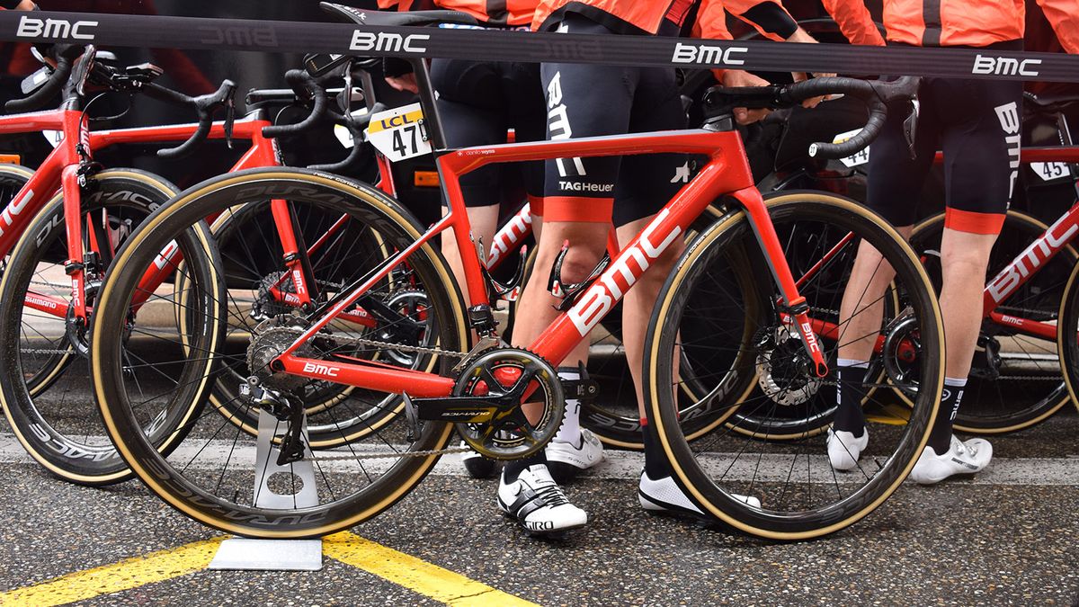 Danilo Wyss was the sole BMC Racing rider using a disc brake-equipped BMC Teammachine SLR01 for the race