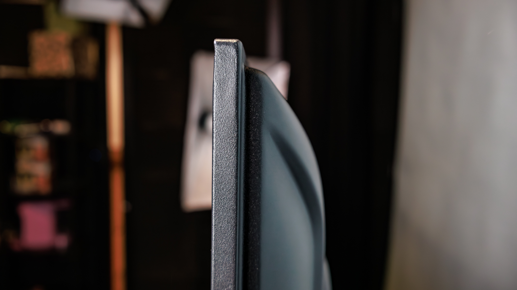 Profile view of the Roku 65-inch Class Select Series 4K QLED (2026) TV