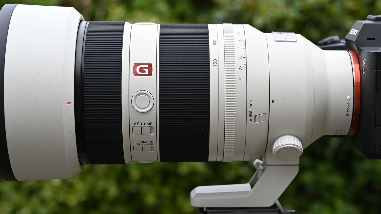 Sony FE 50-150mm f/2 G Master product shot