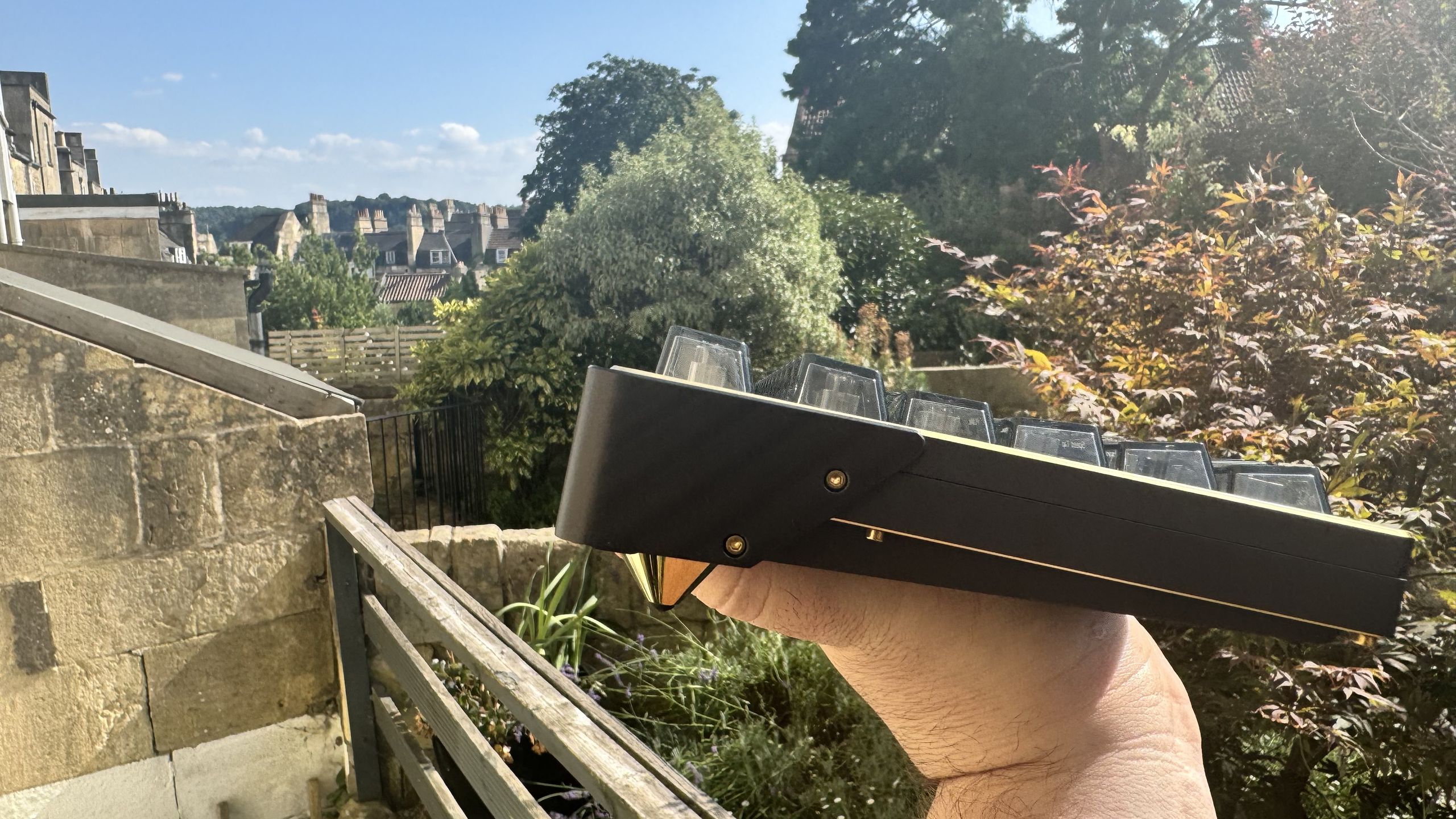 Asus ROG Azoth Extreme Edition 20 from the left side, outside