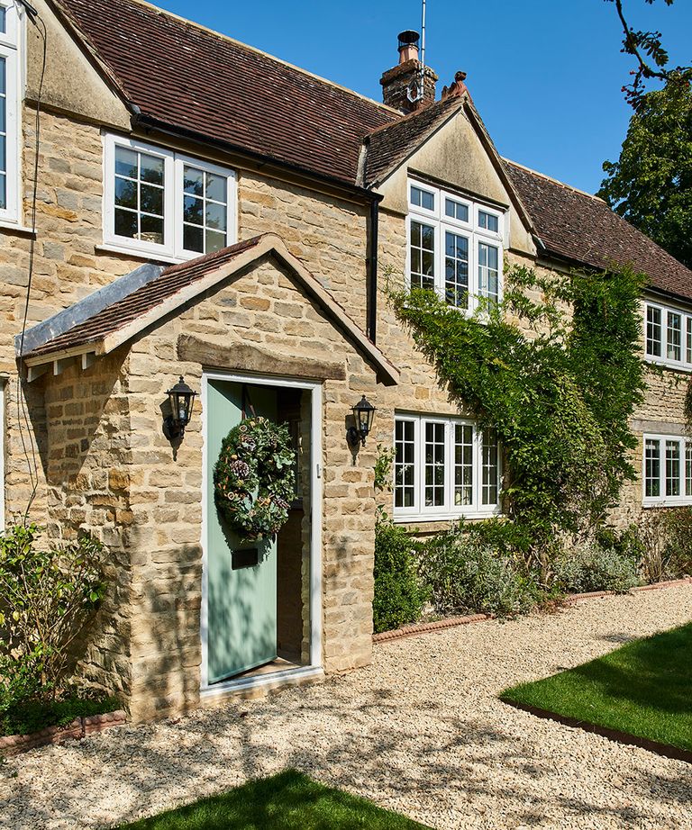 A festive 16th-century stone cottage in Wiltshire | Homes & Gardens