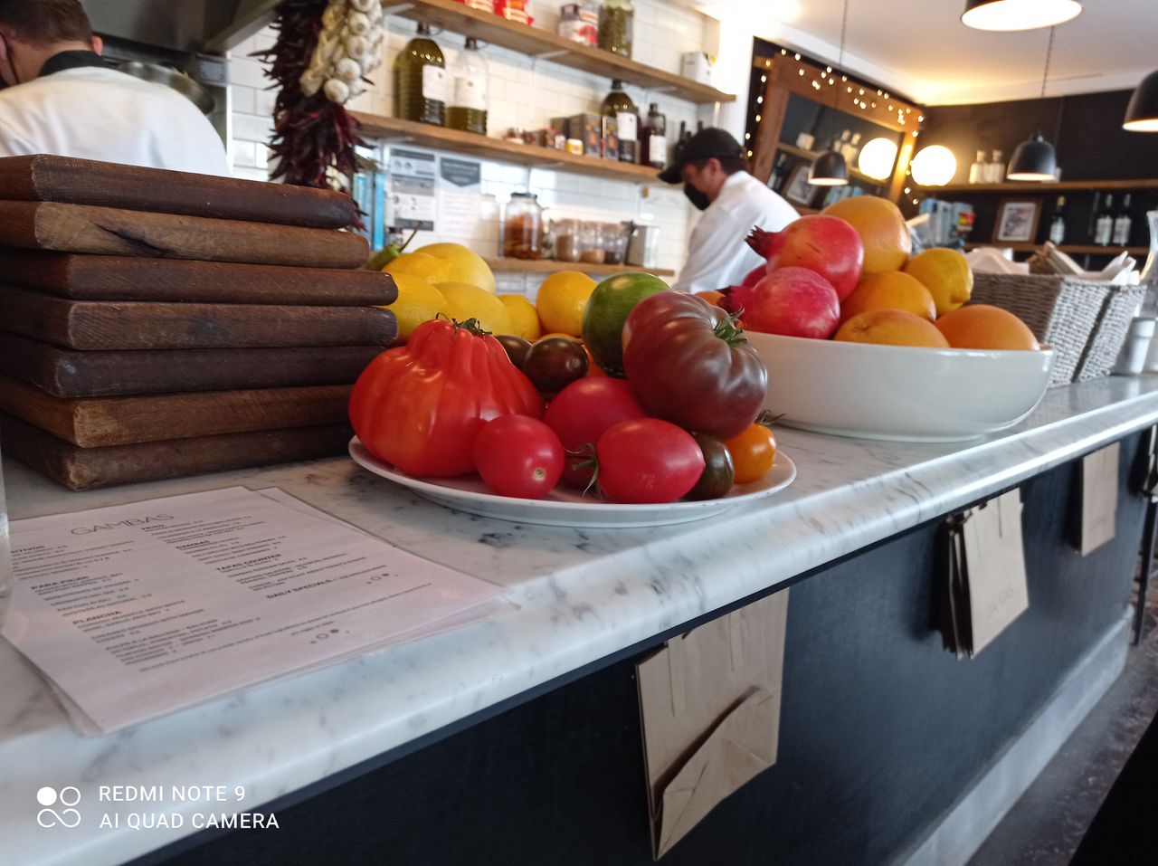 The general tone of this shot is spot on, although there&rsquo;s a fair amount of noise on the tomatoes when you zoom in.