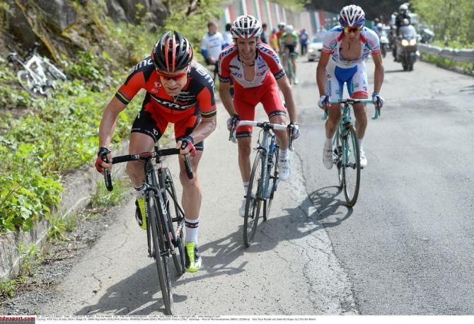 Cadel Evans (Team BMC) out the saddle
