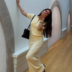 An image of a woman wearing peep toe sandal shoe trend 2026