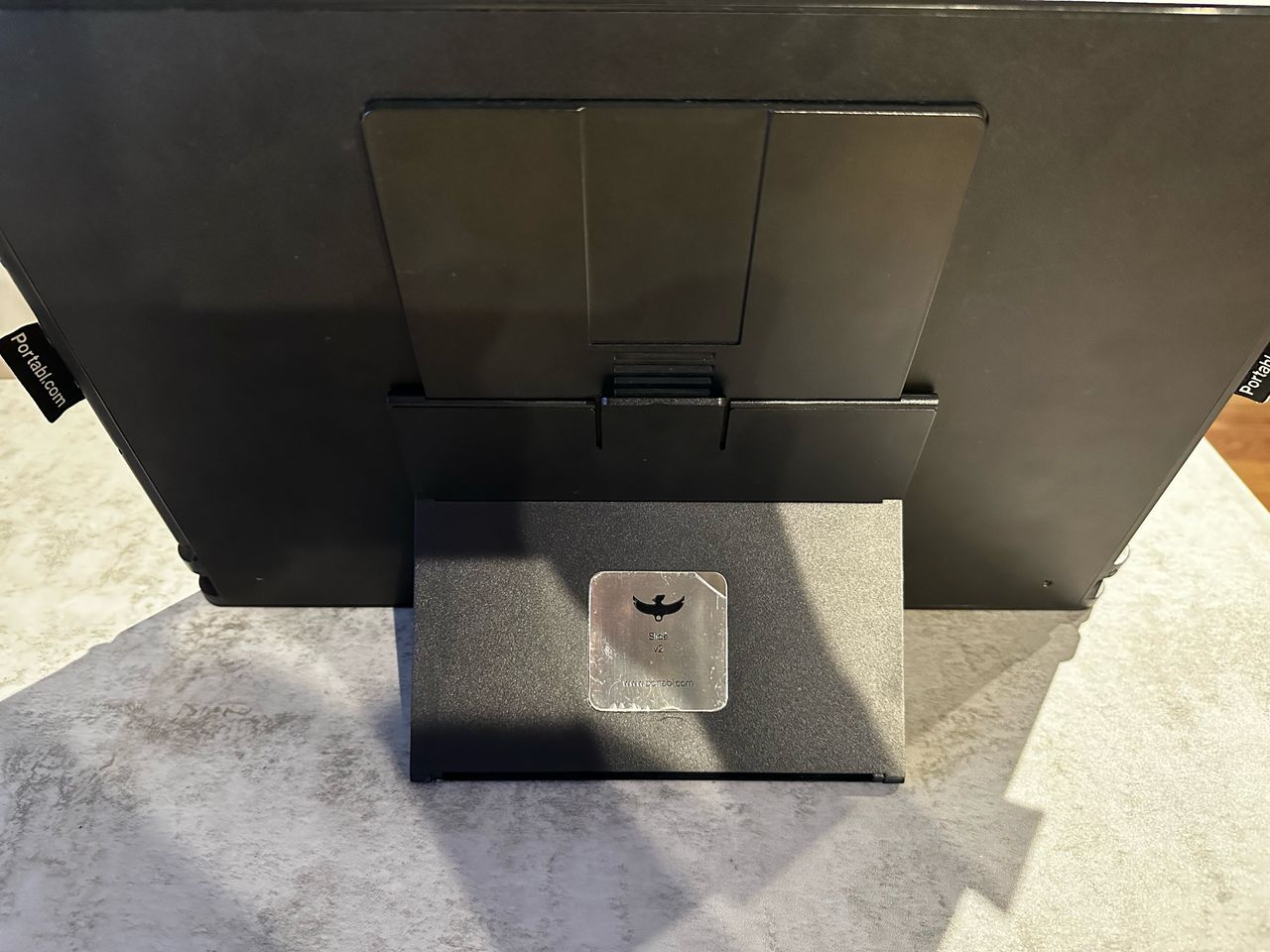 Portable Monitor Slide V2