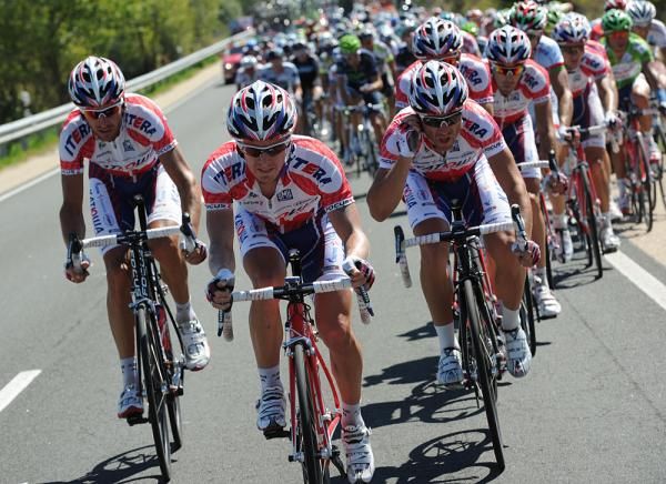 Katusha chases the attackers.