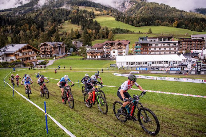 The start of the women's race