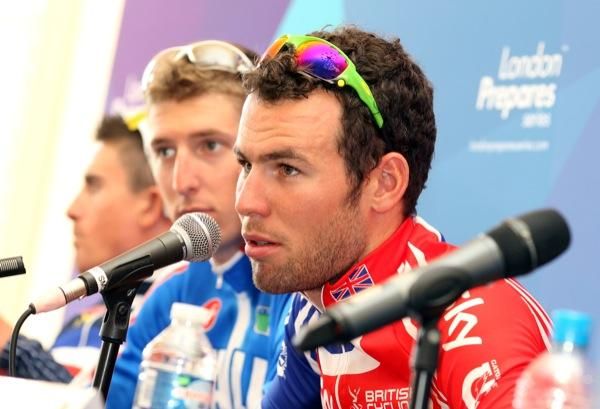 Mark Cavendish not happy about being asked about moving to Team Sky next year