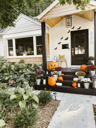 halloween porch decor