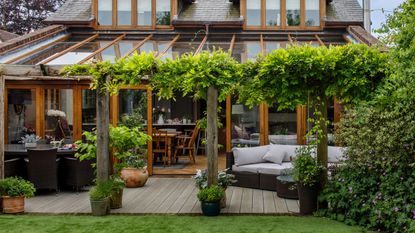 10 covered deck ideas for seamless indoor-outdoor living | Ideal Home