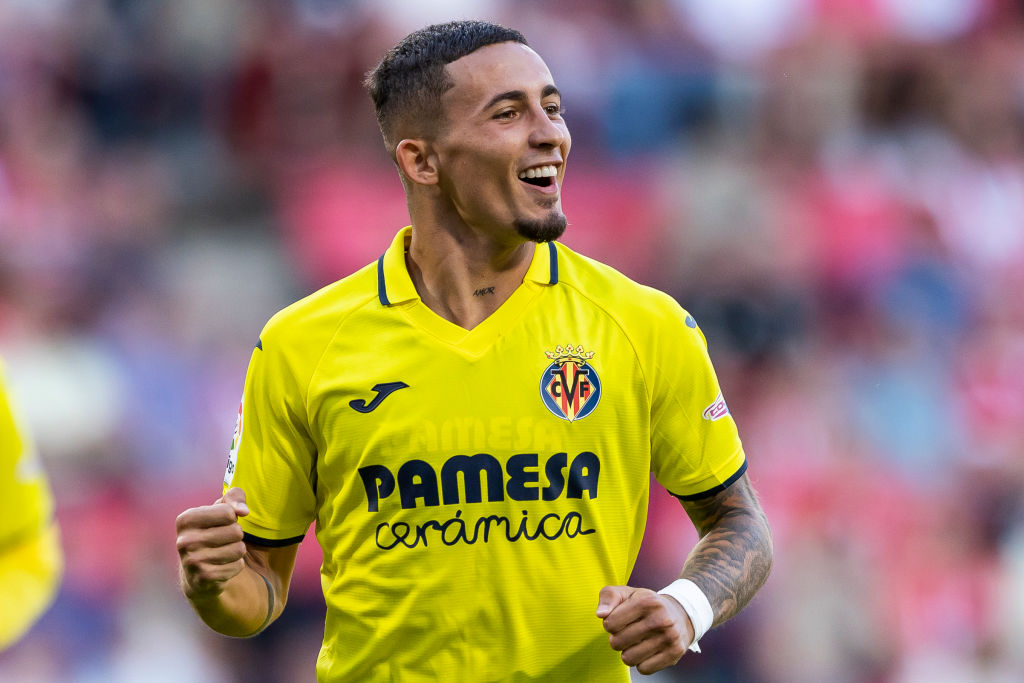 Yeremy Pino of Villarreal CF Celebrates after scoring his teams 1:1 goal during the Pre-Season test match between PSV and Villarreal CF at Phillips Stadium on July 16, 2022 in Eindhoven, Netherlands.