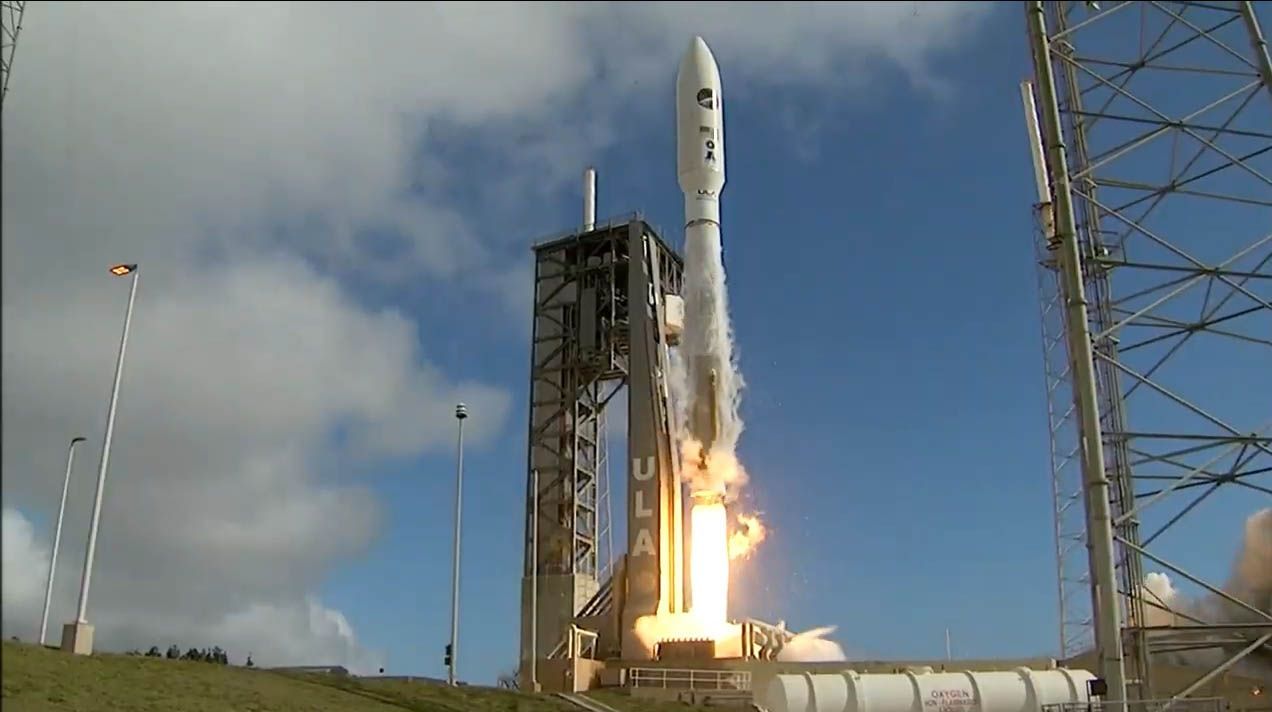 A United Launch Alliance Atlas V rocket launches an X-37B space plane on a classified mission for the U.S. Space Force from Space Launch Complex 41 at Cape Canaveral Air Force Station in Florida on May 17, 2020.