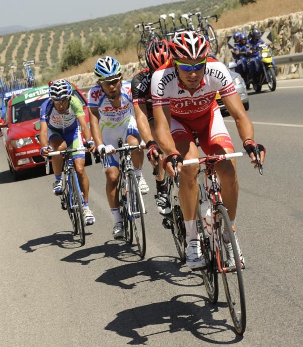 Fouchard leads the breakaway