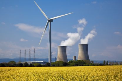 Nuclear power station and wind turbine