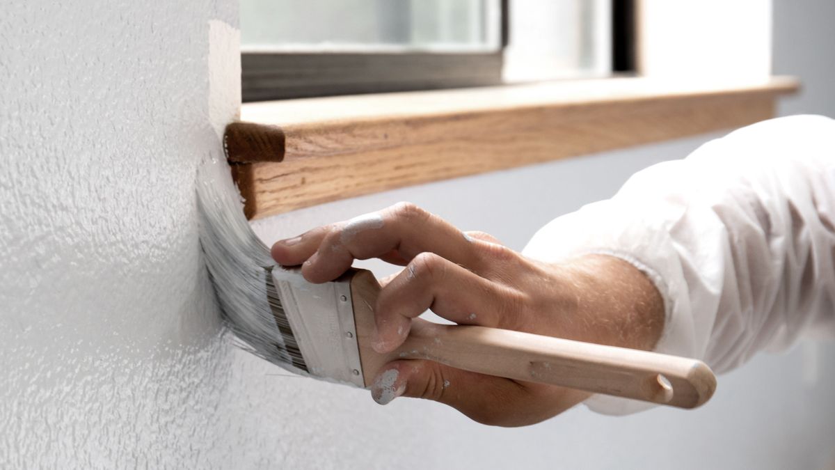 How long between coats of paint? Drying times explained in full