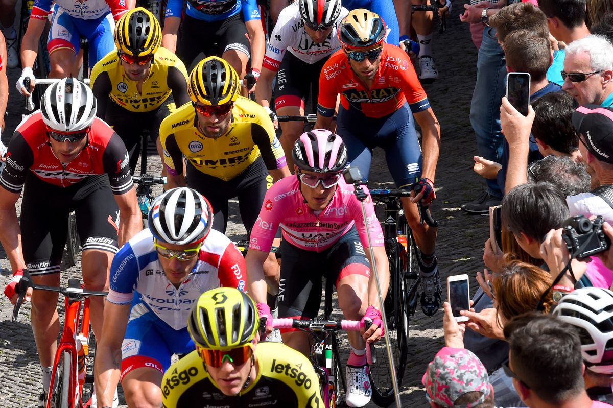 Valerio Conti in his last day in the maglia rosa