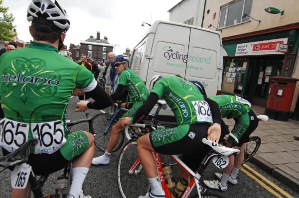 The Irish team at the start.