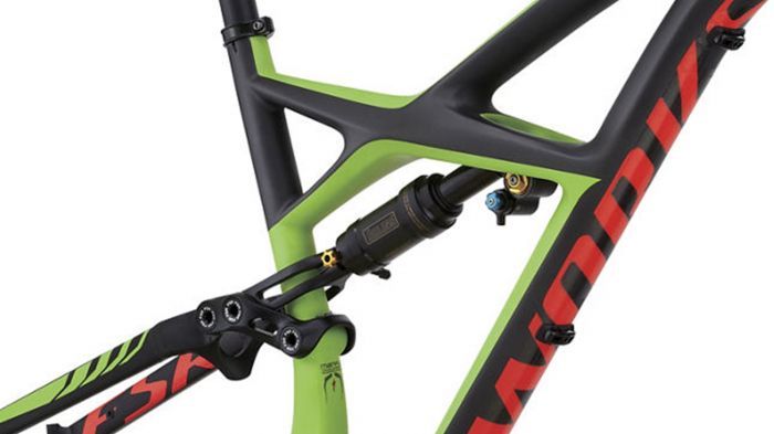 This new air shock appears to have a similar adjustment layout to the coil-sprung &Ouml;hlins TTX