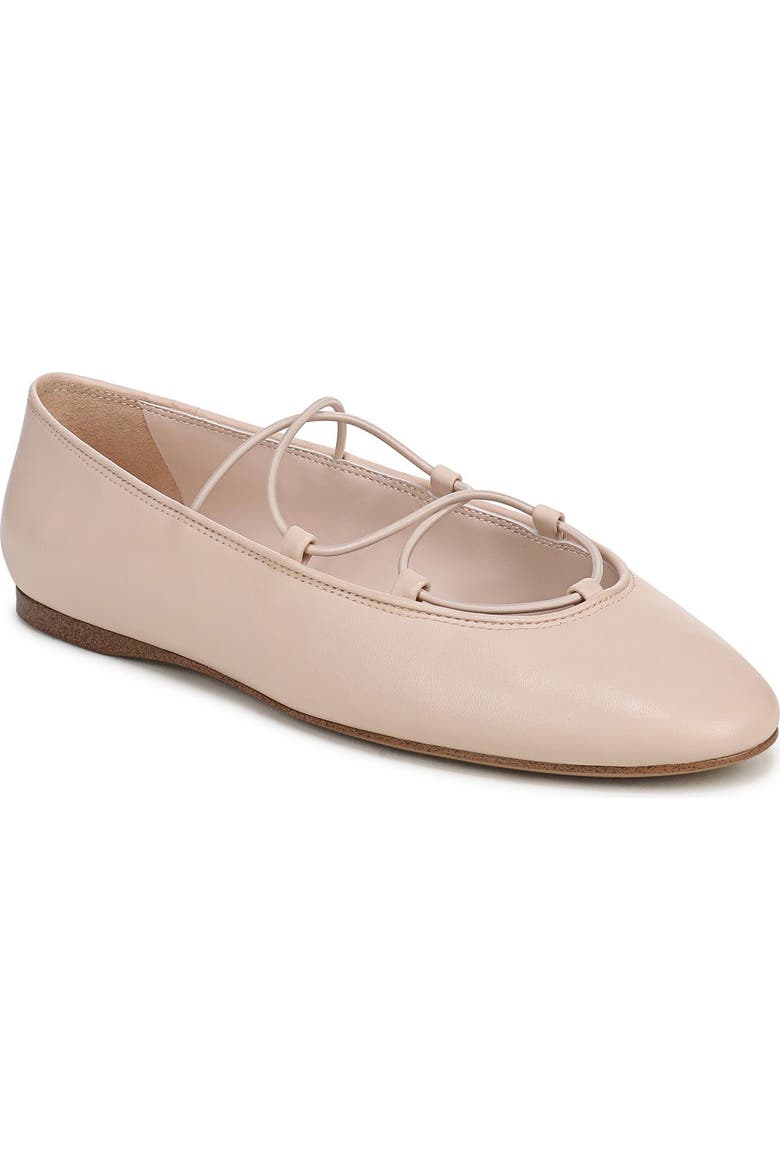 L-Delira Flat