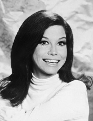 70s hair - mary tyler moore