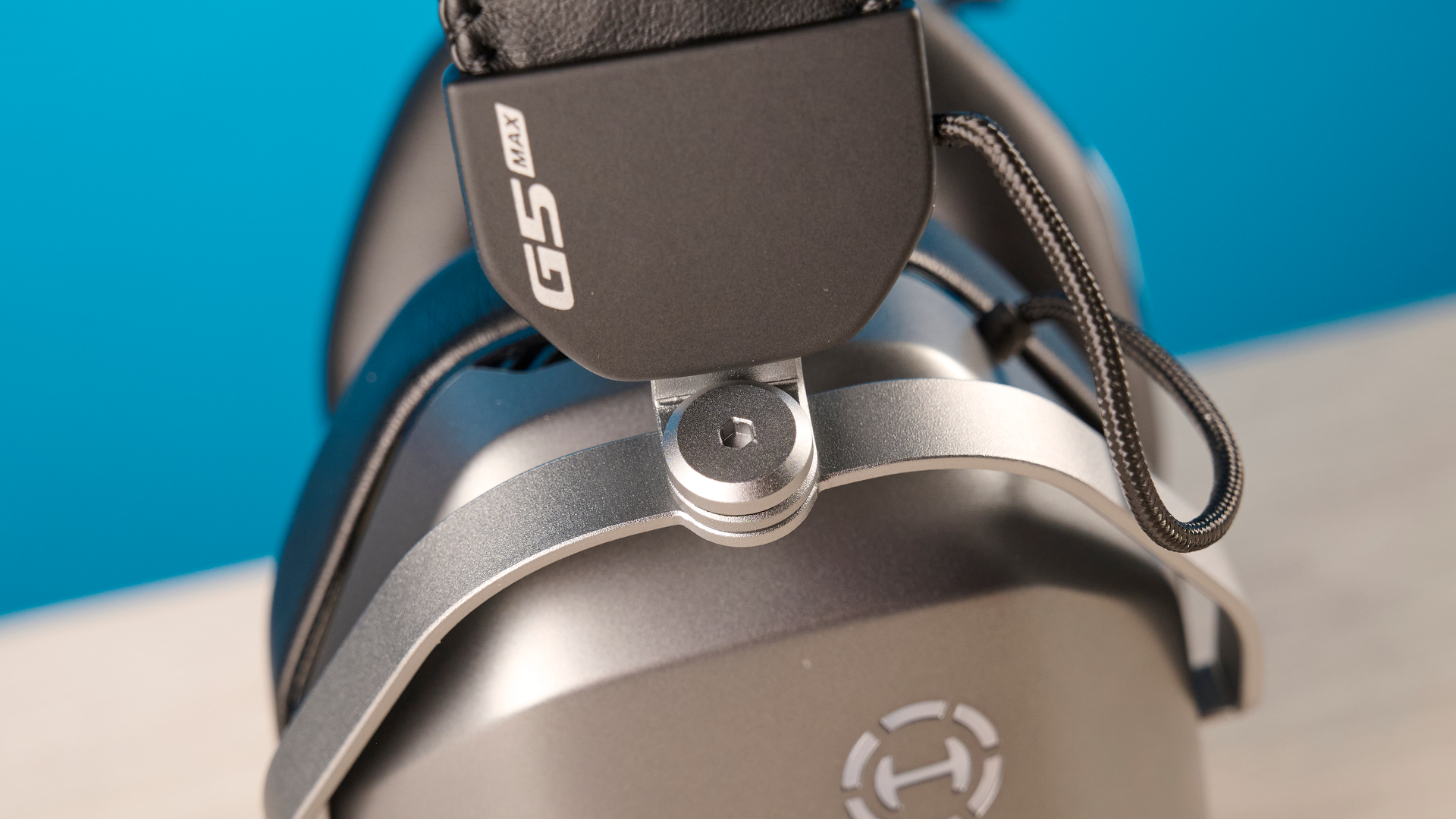 Edifier G5 Max wireless gaming headset