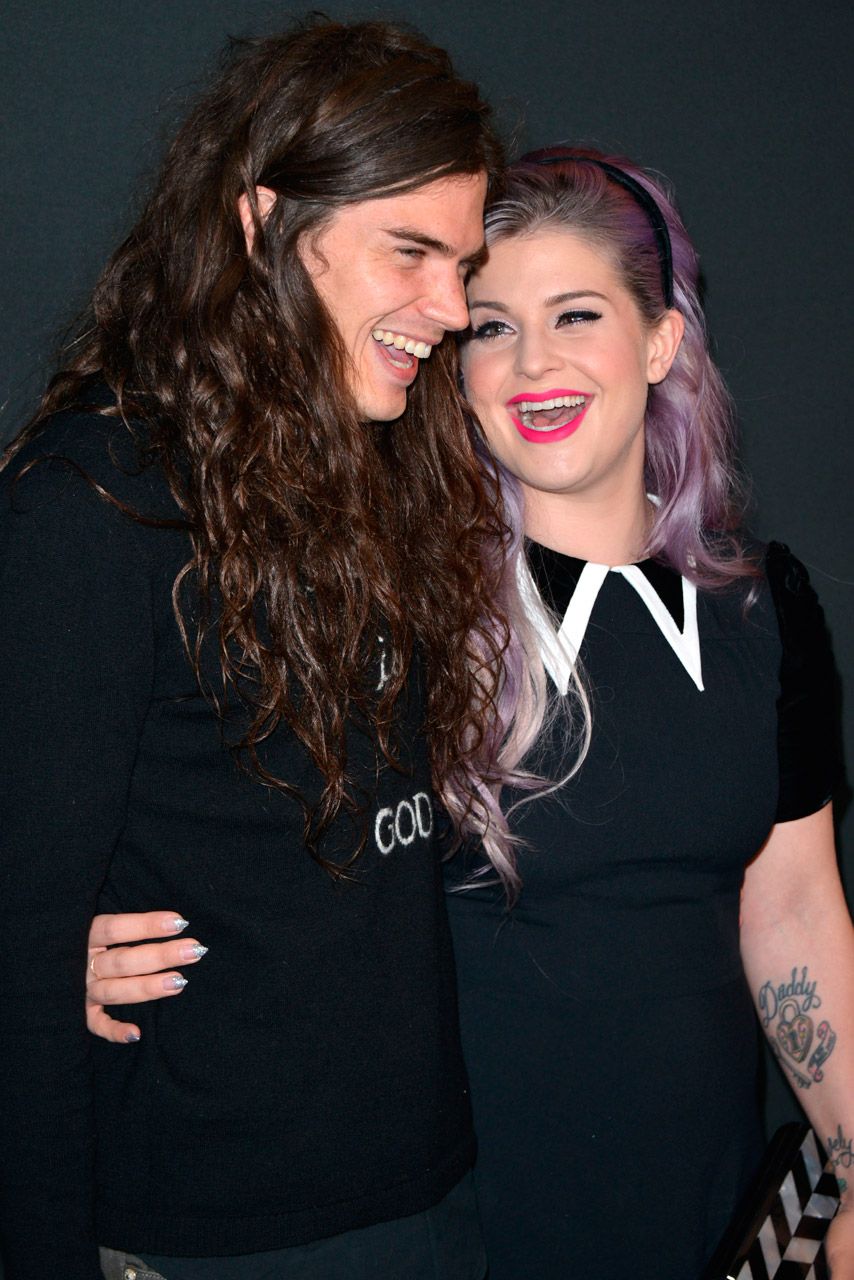 Kelly Osbourne and Matthew Mosshart garticle