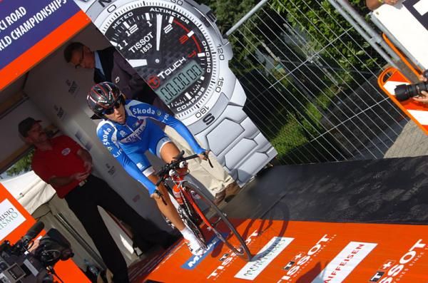 Tatiana Guderzo (Italy) rolls out of the start house.