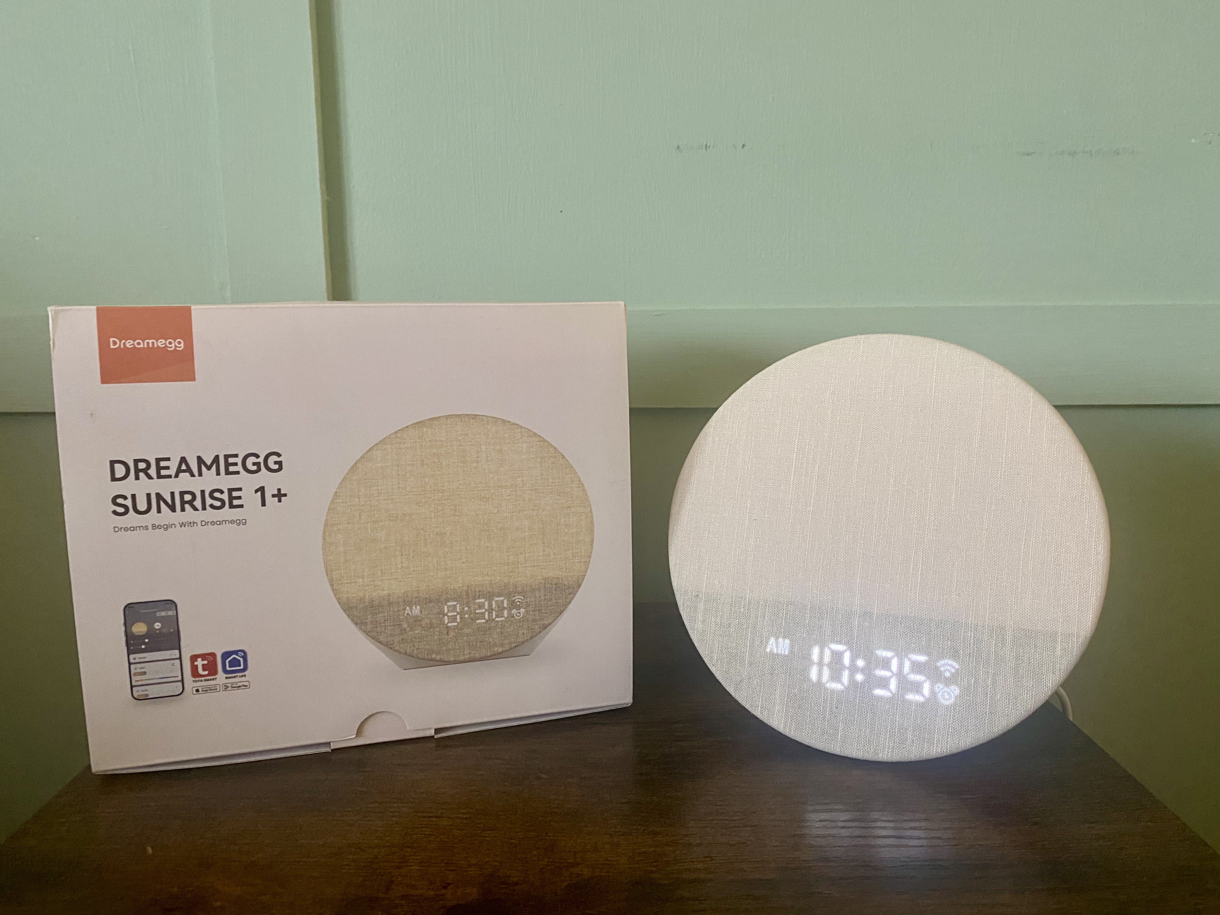 Dreameggs Sunrise 1+ in tester Debra's room