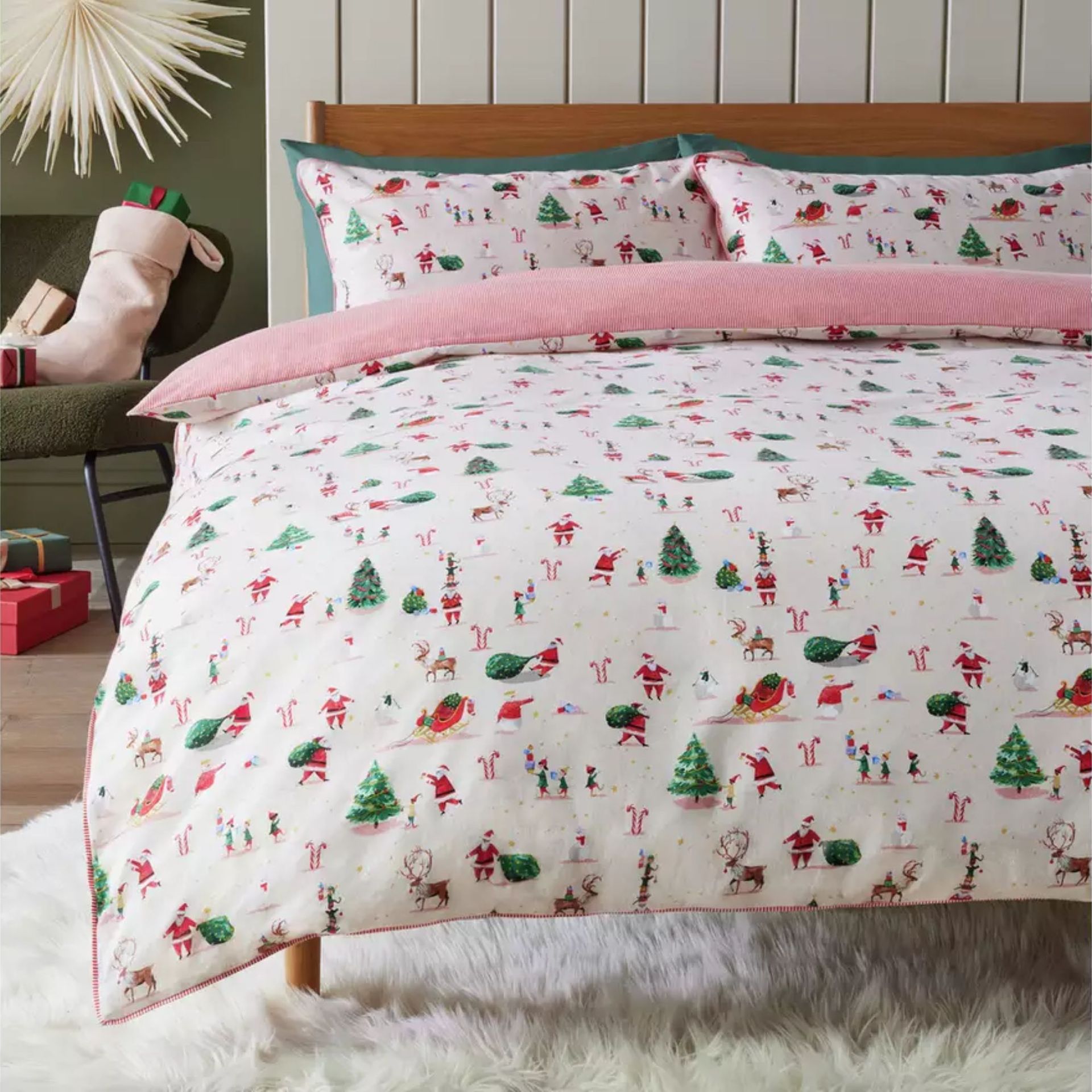 Argos Home The Night Before Xmas Blush Bedding Set