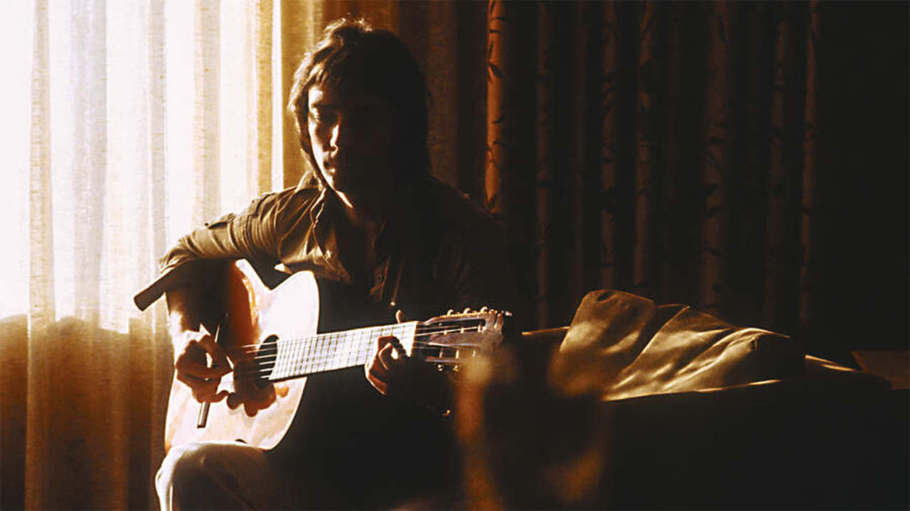 Steve Hackett in 1975