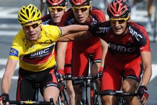 Cadel Evans (BMC) rides in with teammates